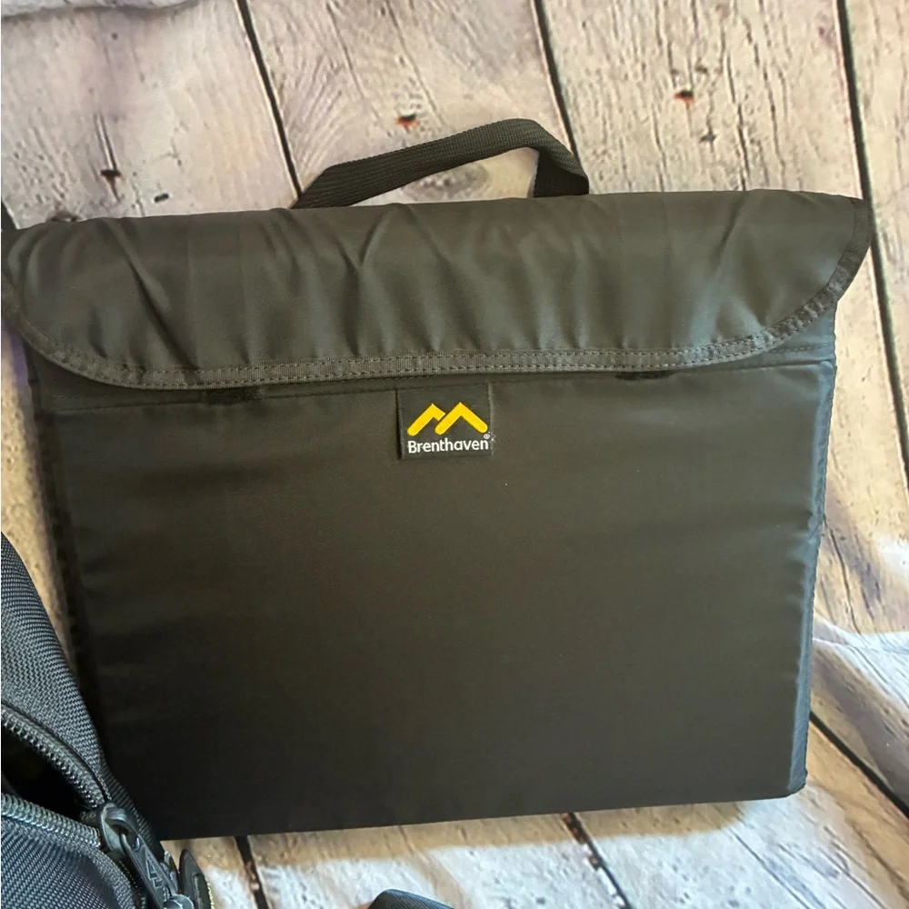 Brenthaven Laptop Messenger Bag Shoulder Strap Handles Briefcase Black‎ Carry-On